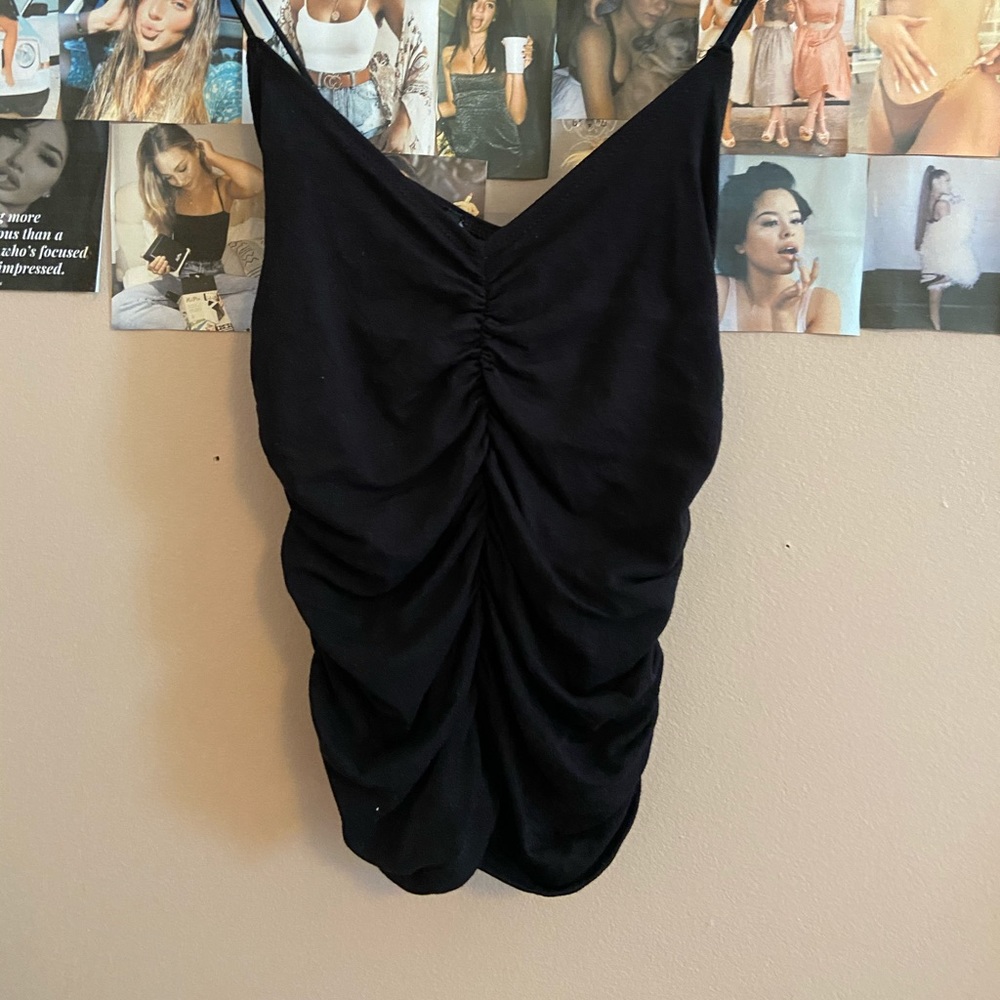 black crop top
